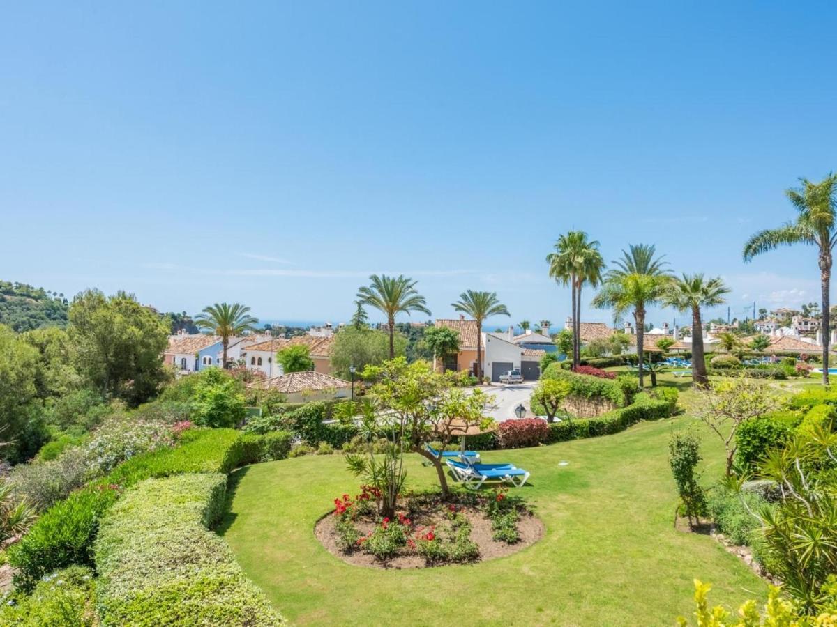 Los Pinos, 3 Bedroom Apartment In Los Arqueros Benahavis Bagian luar foto