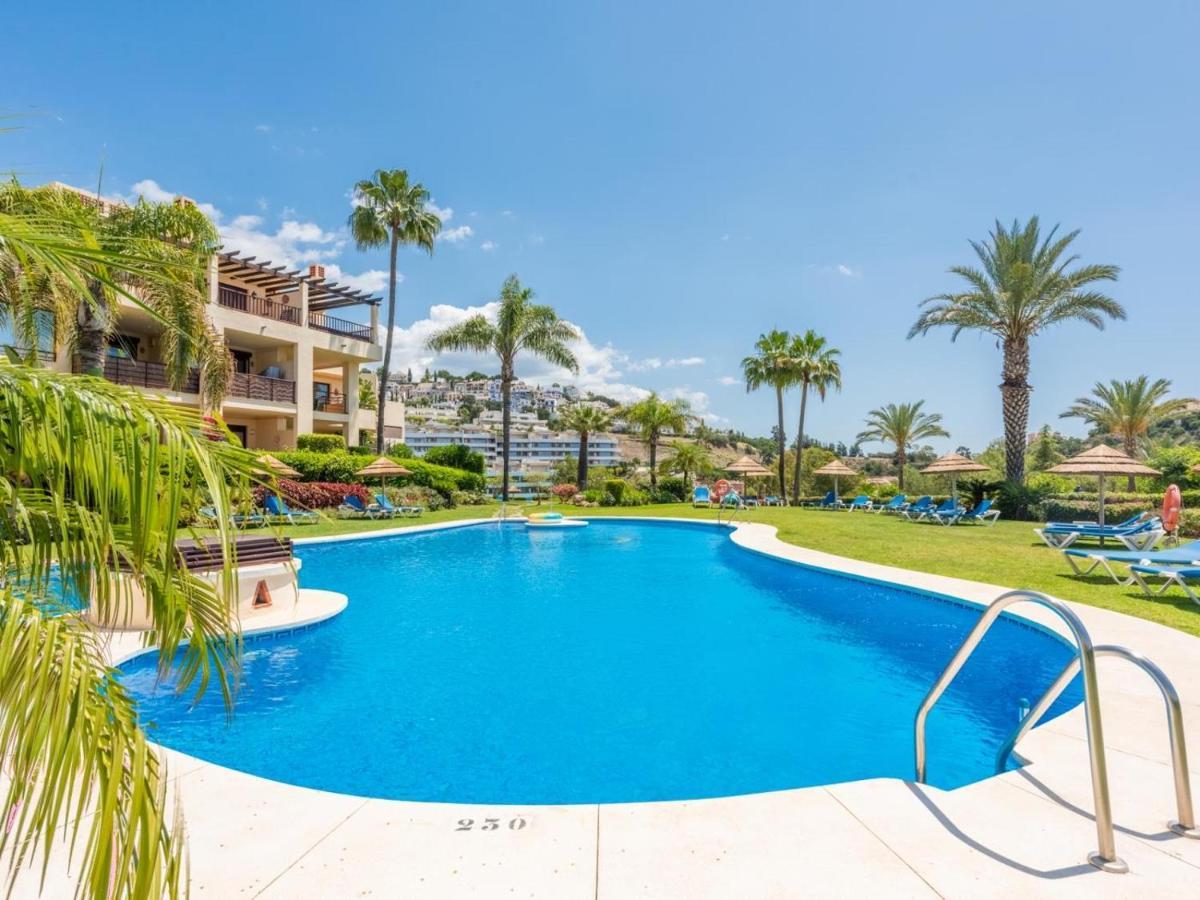 Los Pinos, 3 Bedroom Apartment In Los Arqueros Benahavis Bagian luar foto
